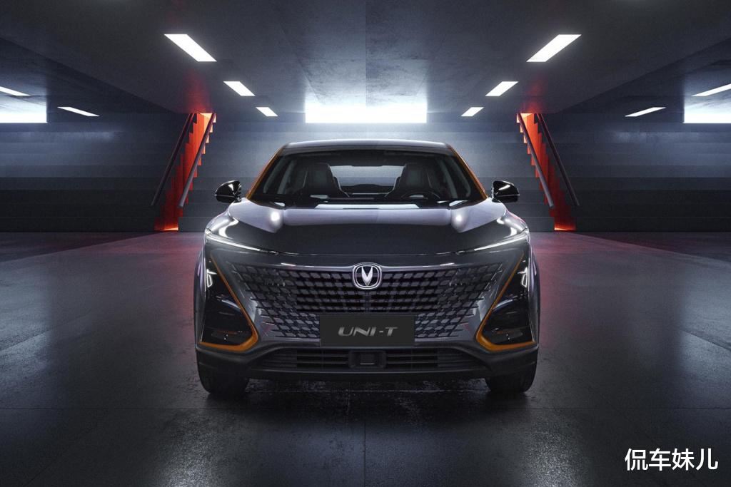 比亚迪唐|被捧红的“网红SUV”，在高颜值的背后，支持眼神对视，11.39万起