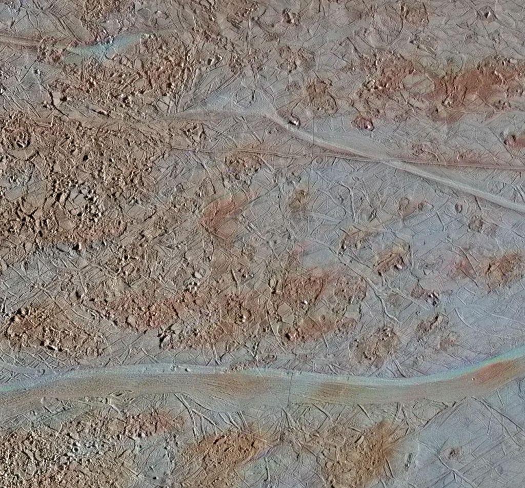 「木卫二」科学家刚刚公布了目前最清晰的木卫二图像！大开眼界！