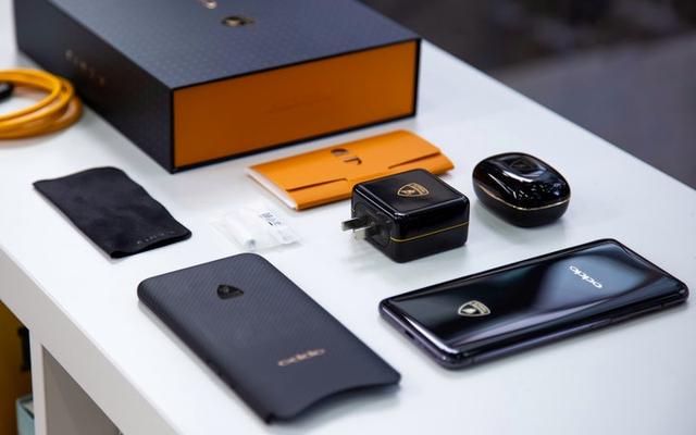 「魅族17」看了魅族17航空母舰定制版，我才明白：没有对比就没有差距！