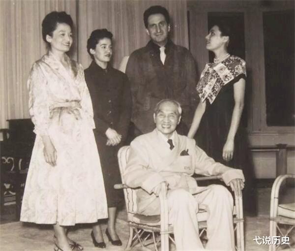 弋说历史|他靠倒卖文物发财，娶15岁妻子却与岳母关系说不清，晚年不敢回国