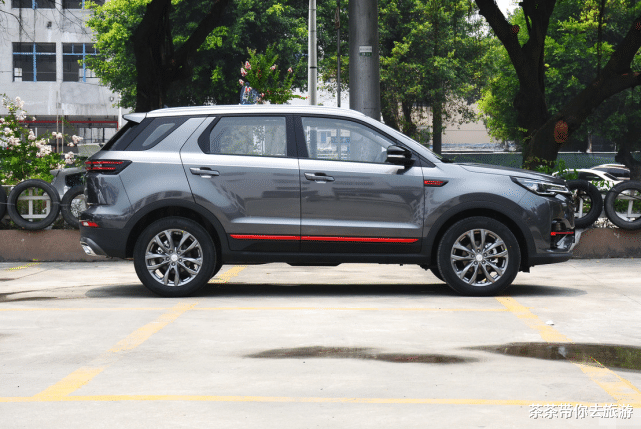 别克君威|最牛的“中国造”！配高清双联屏，9.29万，不给合资车留活路