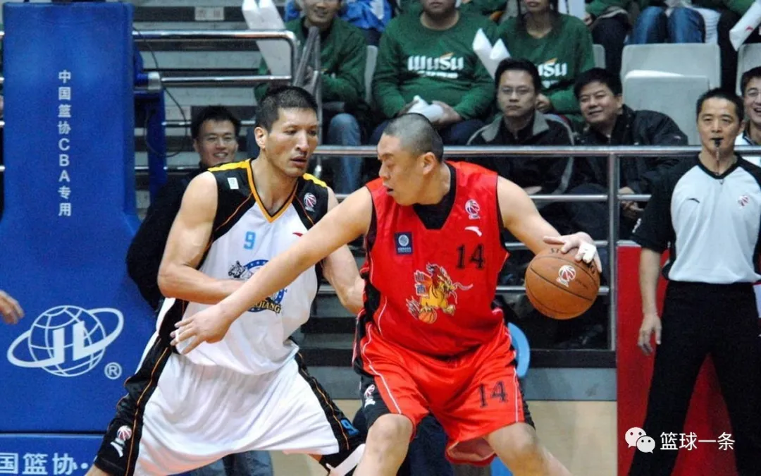「江苏男篮」是巴特尔的大哥也是亚洲第一中锋 一怒之下去机场做保安
