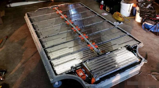 特斯拉|特斯拉160万公里电池发布，对电池起家的比亚迪威胁有多大？