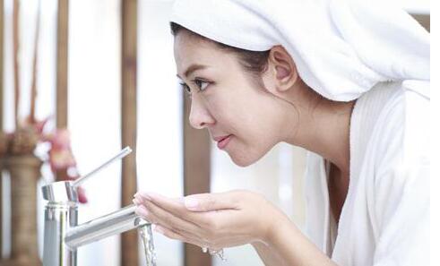 补水@2020年美白补水护肤品排行榜 推荐补水美白效果最好的护肤品