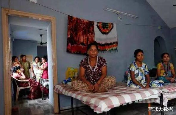印度無子宮村莊，摘除子宮隻為取悅老板，最少的僅有17歲-圖3