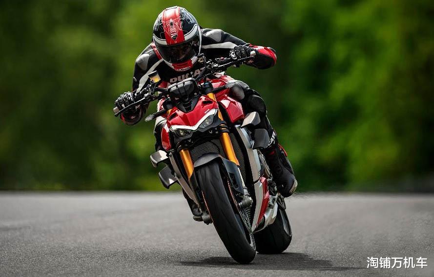 杜卡迪|自吸VS增压的终极街斗 川崎ZH2不敌杜卡迪街霸V4S