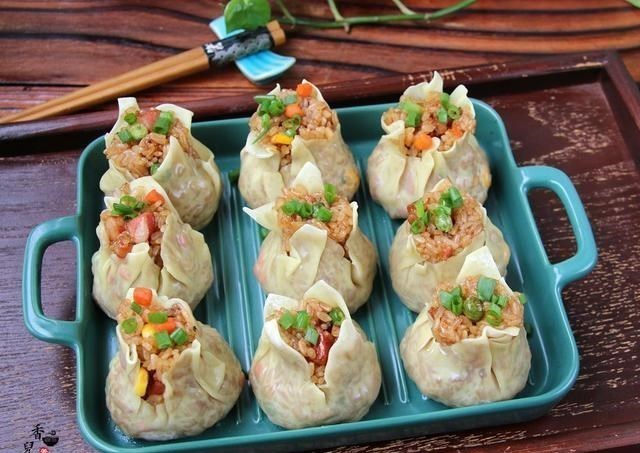 烧麦■这点心，蒸一蒸，10分钟能上桌，软糯鲜香，儿子每次都要吃到撑