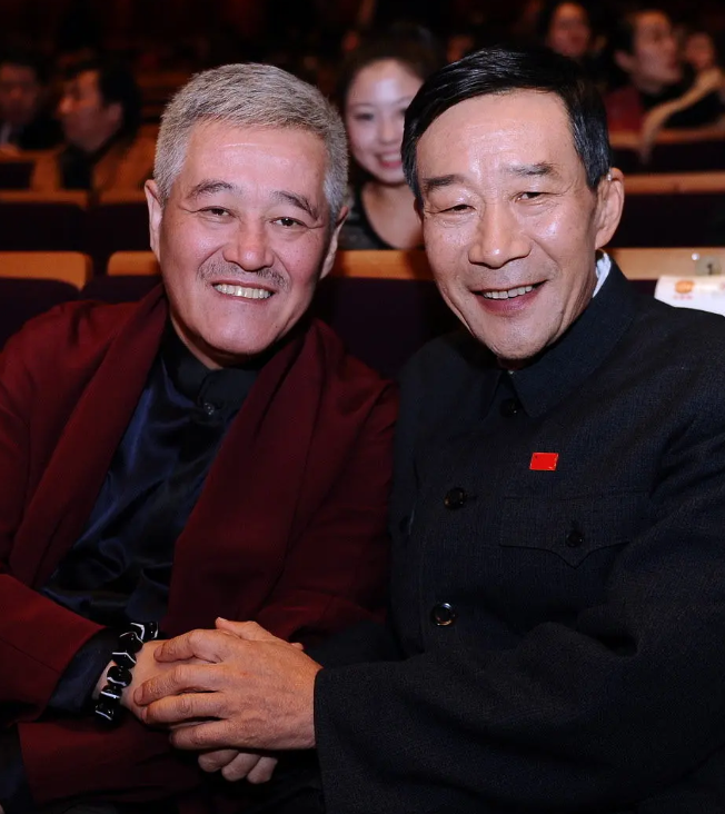 李雪健▲大满贯影帝李雪健,抗癌19年治愈,却与呵护备至的妻子争吵