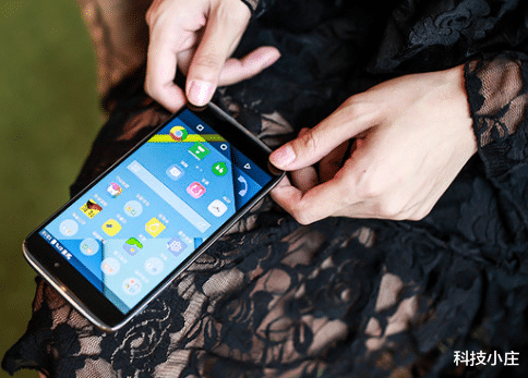 运营商|第四大运营成立后，民营运营商突然发布5G套餐！网友：移动再见！