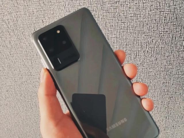 骁龙865|大降1000,昔日骁龙865猛虎无奈让路?120Hz+12G运存