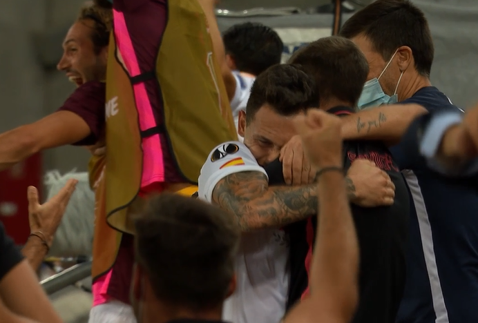 罗梅卢·卢卡库|太自责！卢卡库乌龙杀死国米，垂头丧气眼神呆滞，对手疯狂庆祝