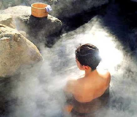 温泉 在日本泡温泉还有隐藏服务？只要你大方提，工作人员基本不会拒绝