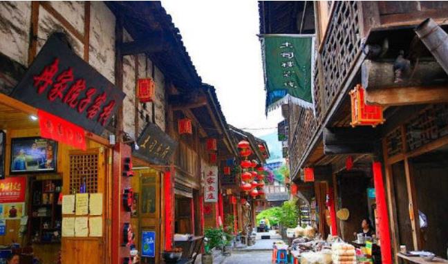 古镇：鲜为人知道的古镇，景色迷人不亚于凤凰古镇，门票价格却超乎想象