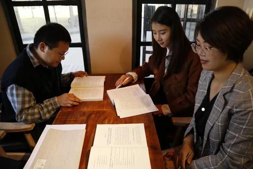 ▲三年研究生一共需要花费多少钱？网友：看完才知道父母的不容易！