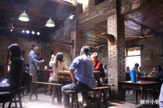 重庆|中国年游客量最大的城市，是西部地区唯一直辖市，国庆又被挤爆