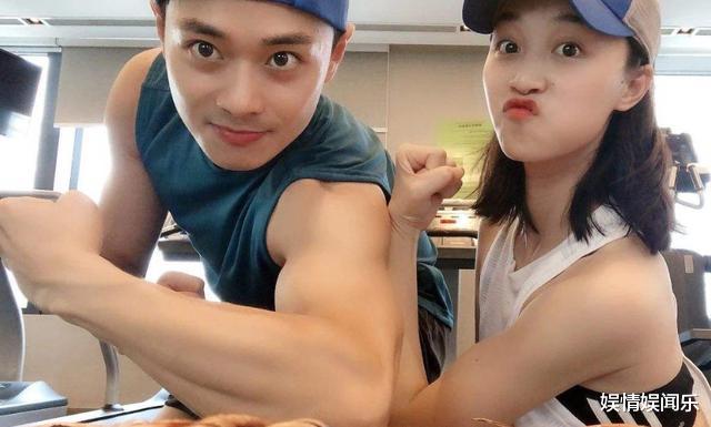 曹骏|有种差距叫分手一年后,蓝盈莹还是“老样子”,曹骏却判若两人