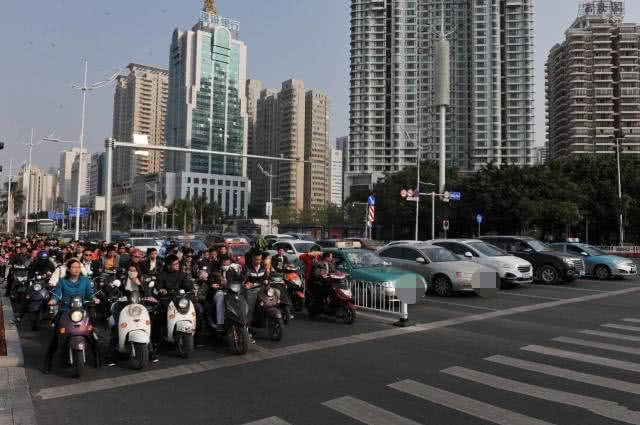 小米科技：小米电动车横空出世，满电续航120公里，价格才是亮点