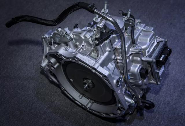 欧尚x7|7.77W起步、有全自动泊车+人脸识别,比途观大一圈,会火吗