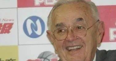 「斯坦科维奇」噩耗！篮球界又一泰斗离世！