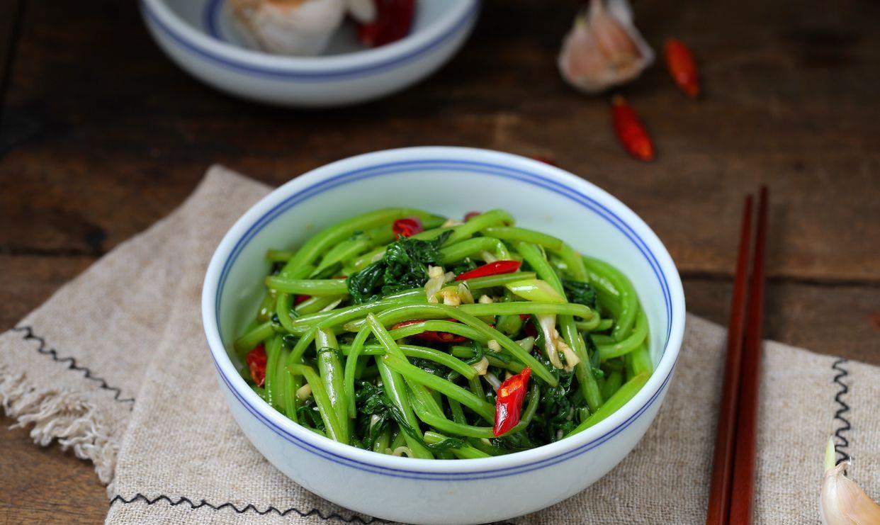 『失眠』失眠最怕这菜，失眠多梦的人要常吃，安神静心，一觉睡到大天亮！