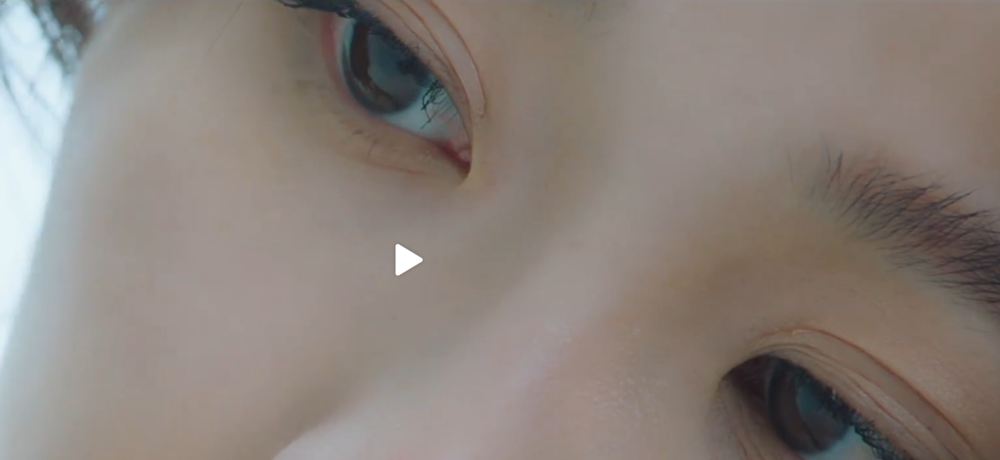 虞书欣@虞书欣面对高清镜头，特写到眼妆，拉近看清几层双眼皮，懵了