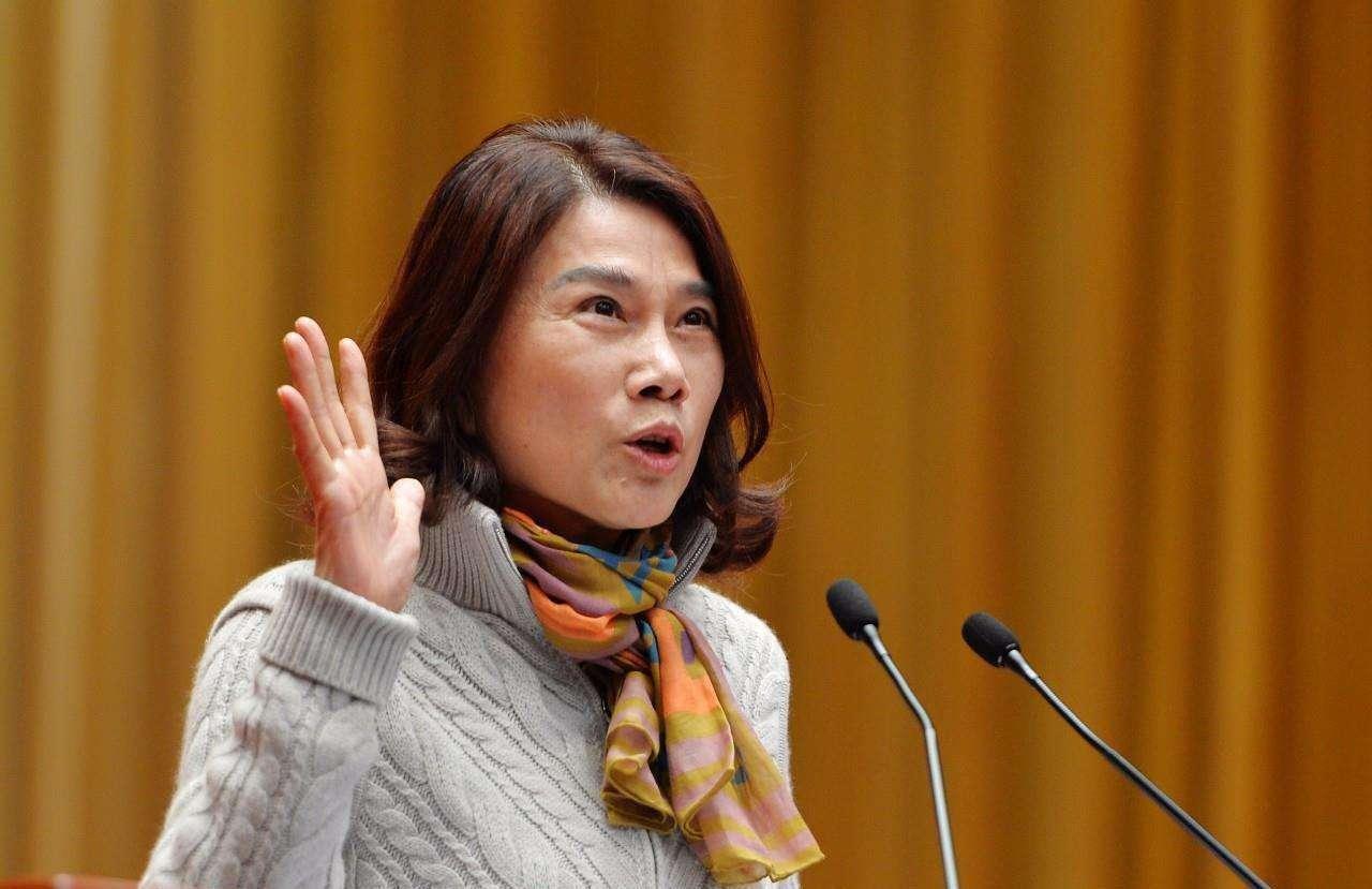 奥迪|董明珠造的车终于亮相了！车标比奥迪还多一个圈，价格更“离谱”