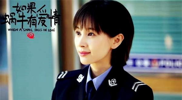 王子文@孙俪穿警服，刘诗诗穿警服，王子文穿警服，看到baby：最美警花