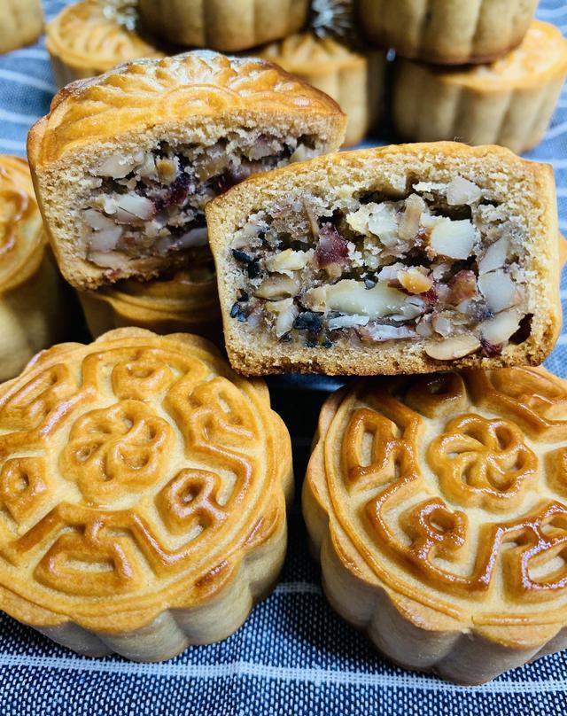 五仁月饼|30年面点师，传授正宗五仁月饼配方，不开裂不塌陷，1天就回油