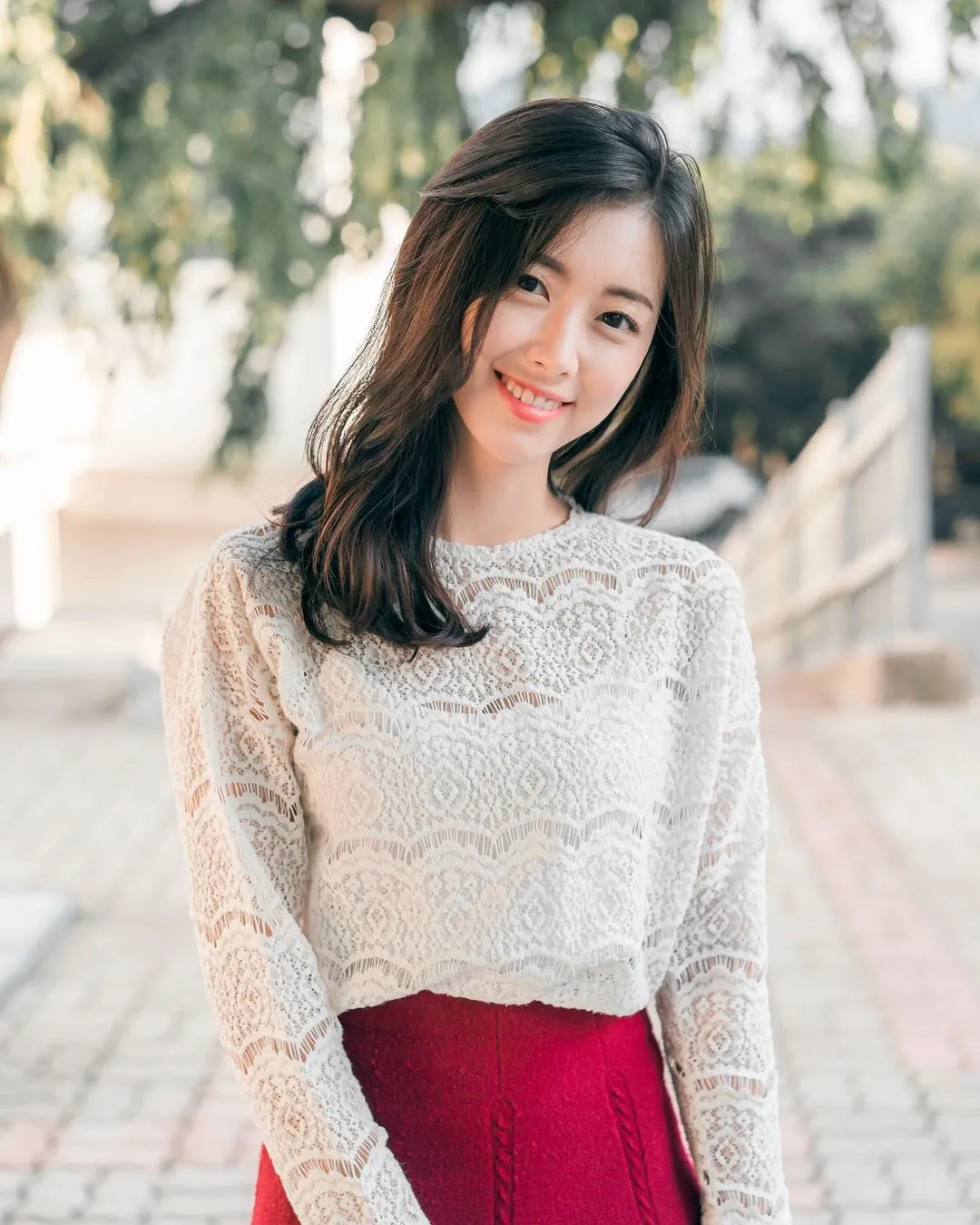 iu|艳压秀智、IU，素人模特破天荒拿下烧酒代言：金主也为美貌屈服