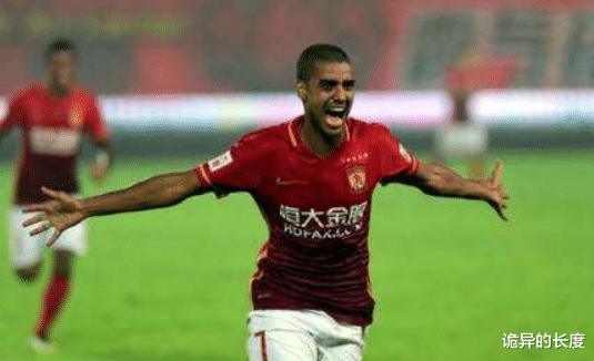 国足：喜讯！李铁即将迎来一名能人巧匠，国足杀入世界杯指日可待