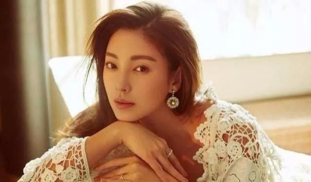 『张雨绮』《龙岭迷窟》刚播完,张雨绮又一部新片将上映,男主是位实力派