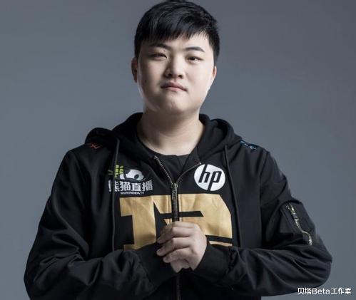 Uzi■Letme直播谈UZI退役：今年S赛在国内，我以为UZI会打完今年的