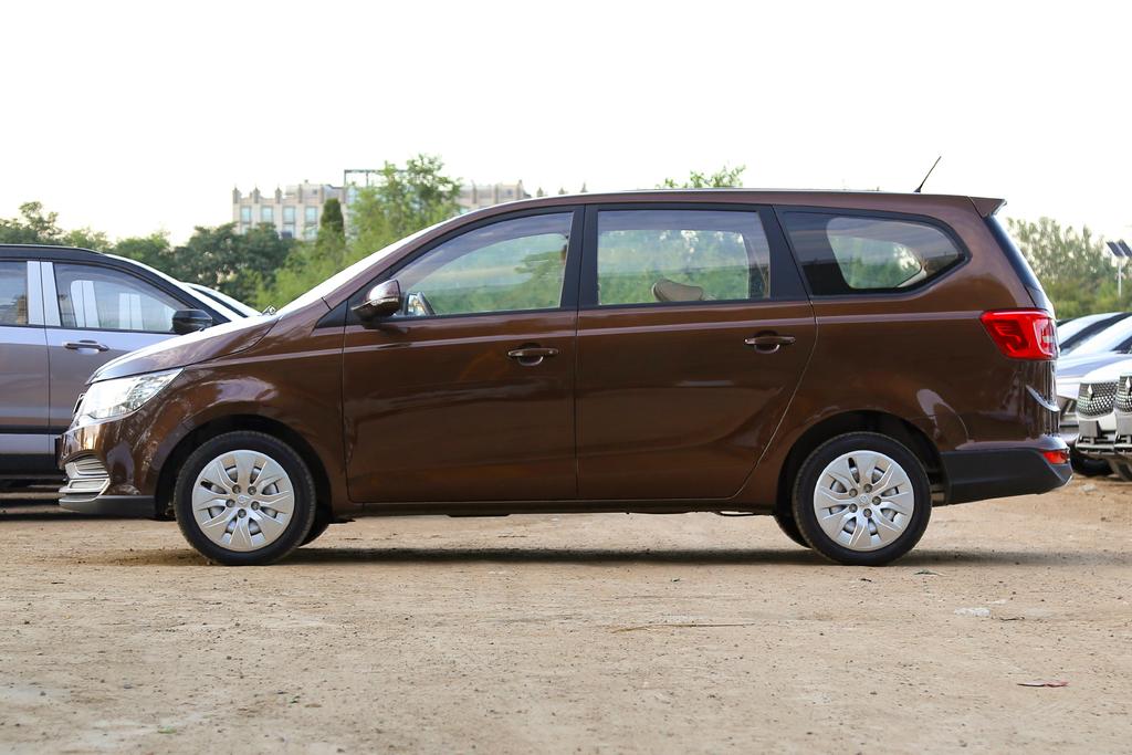 宝骏730|宝骏叫板五菱宏光,坐进第三排的那一刻,才知道啥叫中国造