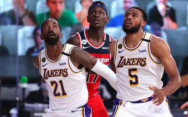 于汉超|四主力轮休，三人合砍54分，湖人险胜，48小时2次谈判！憧憬冠军