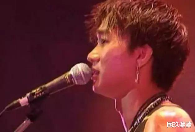 黄家驹|27年前,他拽着黄家驹从舞台坠落,黄家驹抱憾离世,他却风光至今