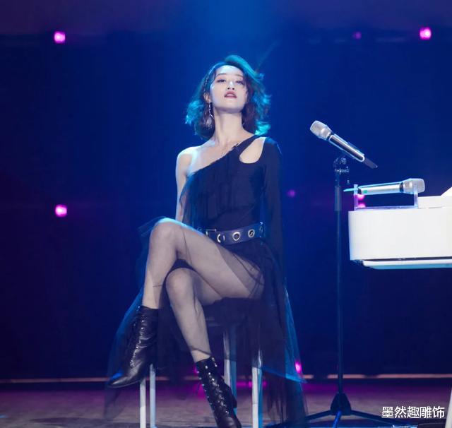 黄圣依|前有黄圣依，后有蓝盈莹，为什么张雨绮这么“作”却不惹人厌？