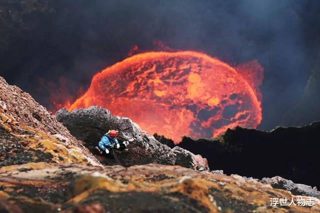 张昕宇|还记得那个卖房旅行的中国夫妻吗?花掉上亿资产后,如今怎样了