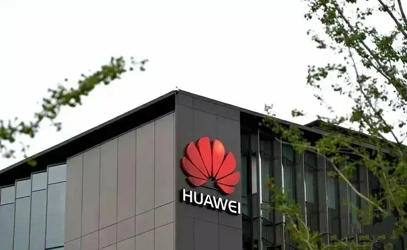 华为|华为知道一切都得自己扛，合作了这么多高校，偏偏没有清华北大