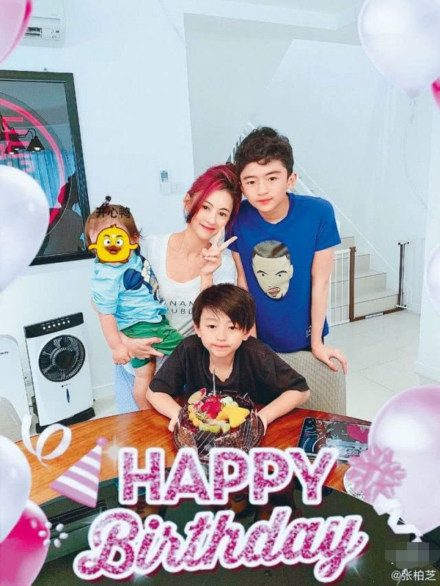 [张柏芝]张柏芝三儿子混血之谜解开，忘记打码首次曝光正面，眼大鼻高超像妈妈