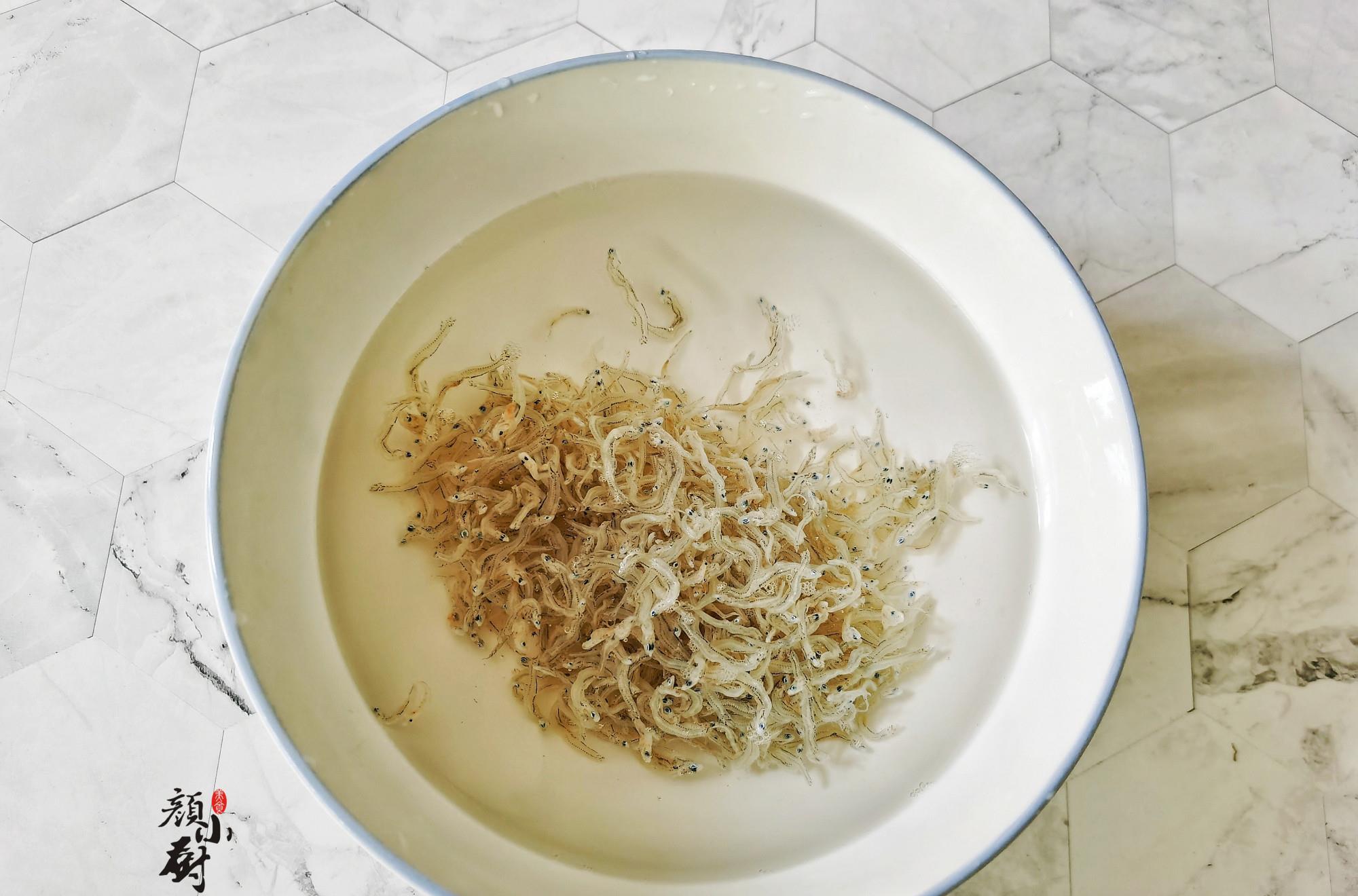 []它和鸡蛋是天生一对，多做给孩子吃，简单一蒸，比吃肉还营养