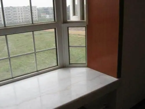 『』工人若是这样给你包窗户，赶紧让他拆了重装，难怪会漏水