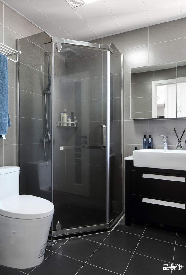 ##85平简约北欧风装修，经典黑白灰，时尚又大气！