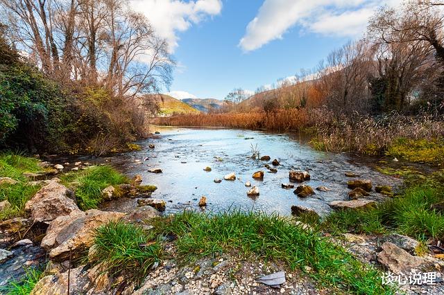 摩羯座|15天后，无眠，痴念，心弦随你牵，3星座情系旧爱，执手相伴一生