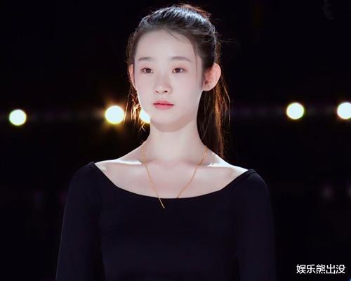 张勋杰|《创造营2020》张艺凡为什么会被群起攻之？输不起的撒泼打滚罢了