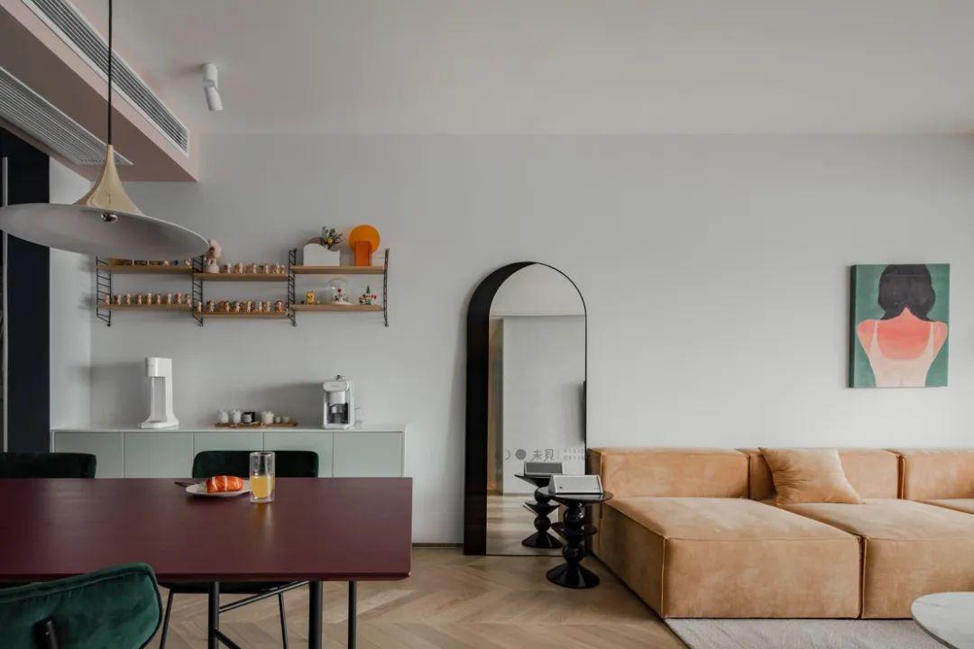 『粉色』浅灰色系遇上现代风，少女和猫都非常满意