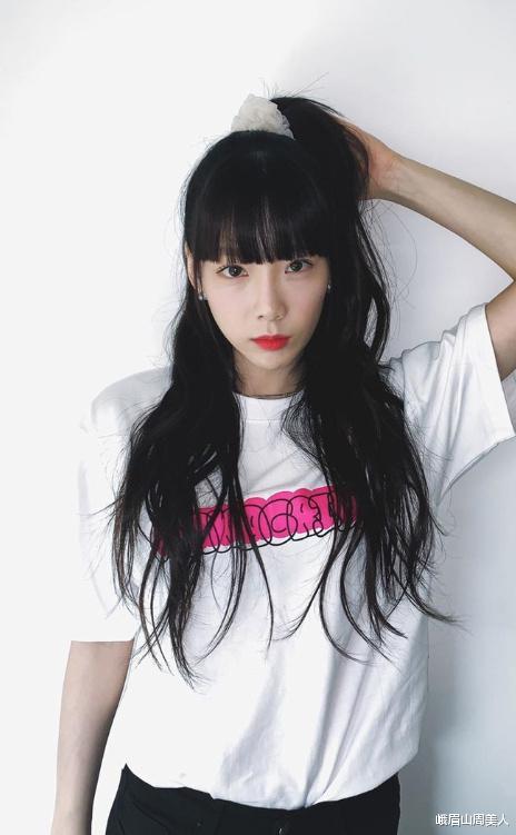 发型|女人过了40岁，尽量避开这5种发型，尤其是第二种，显老又土气