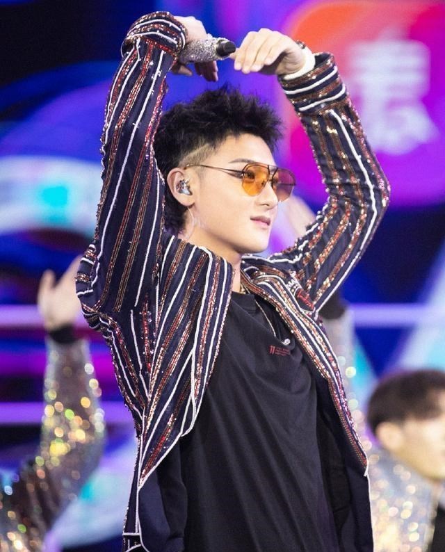 中国新说唱|《说唱听我的》播放量破7亿！《中国新说唱》终于官宣：即将开始