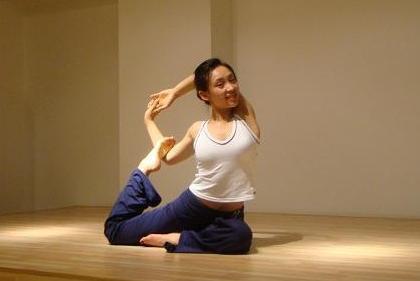 【白静】24岁嫁给富豪的白静，婚后背叛丈夫气死婆婆，29岁死在丈夫刀下