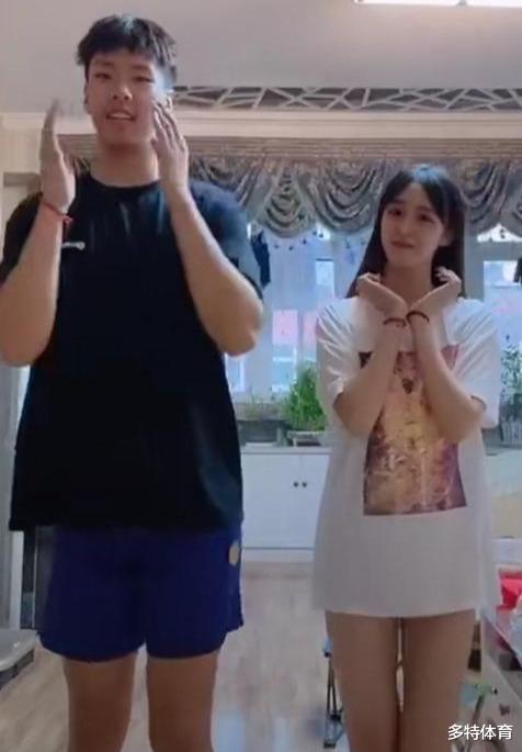 [姚明]“中国第一高中生”被曝改年龄！大学生欺负高中生，姚明应彻查？