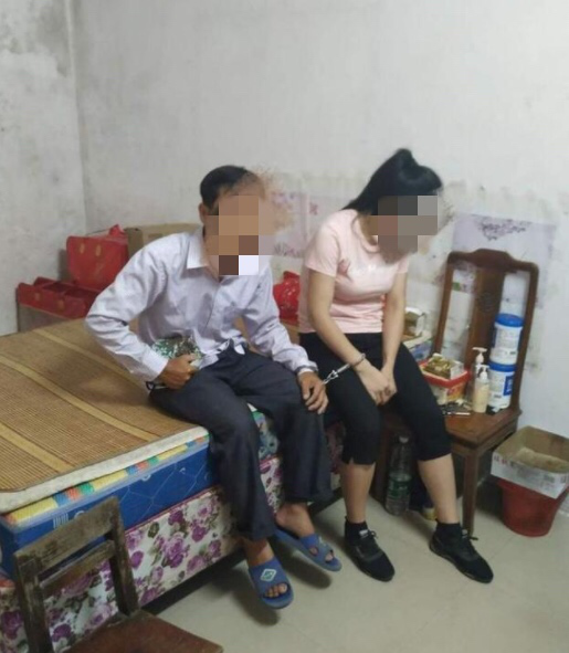 江苏一68岁大爷多次嫖娼后爱上失足女,投案自首:想劝她走上正途